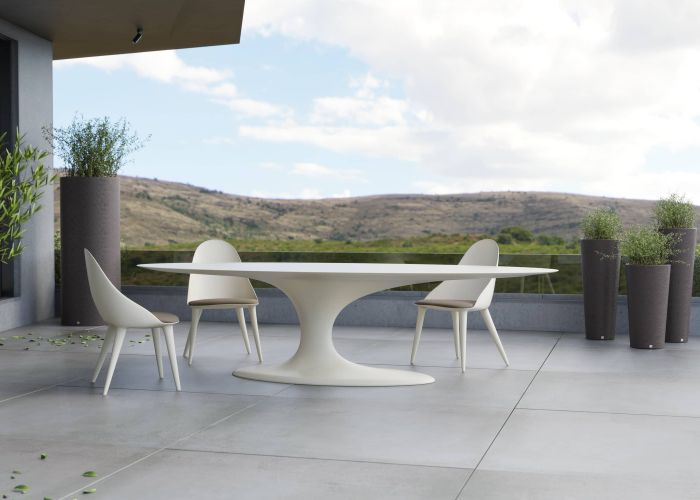 Jade dining table in white for outdoor